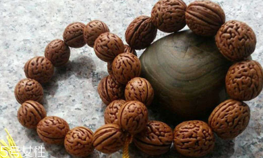 如何清洗核桃手串,桃核手串清洗方法