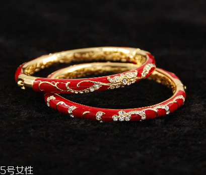 景泰蓝手镯会不会掉色,老货景泰蓝手镯