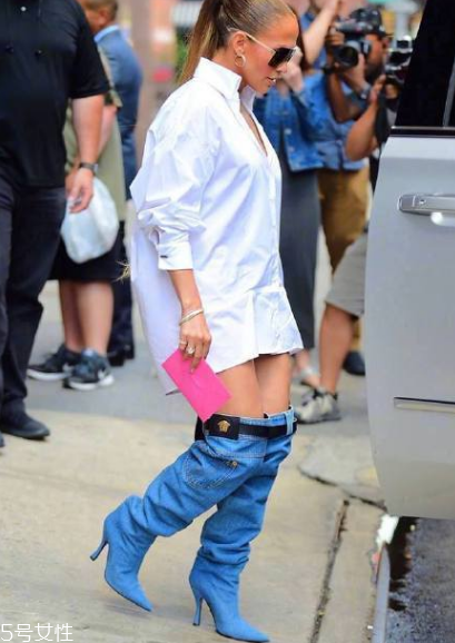 靴子牛仔裤,牛仔裤加长靴