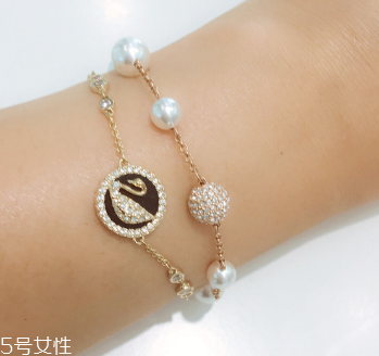 施华洛世奇手链怎么调节长度,施华洛世奇手链怎么调节圆球