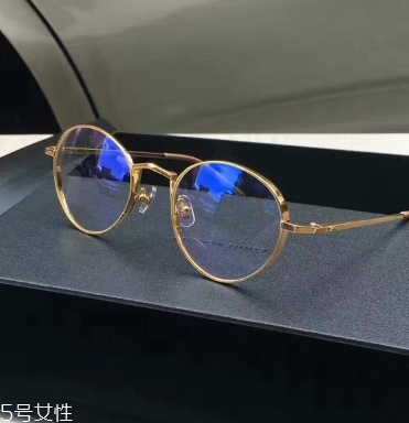 近视眼戴眼镜的好处,近视眼镜的作用