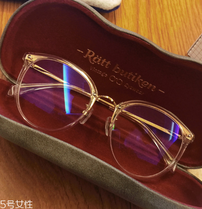 近视眼一直戴眼镜好还是不好,眼睛近视一直戴眼镜好吗 近视眼一直戴眼镜好还是不好,眼睛近视一直戴眼镜好吗