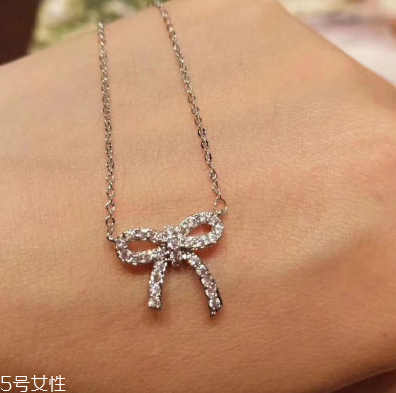 水钻和钻石的区别,水钻和钻石的区别图片