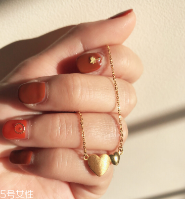 黄金项链为什么越戴越长,黄金项链会越戴越长吗 黄金项链为什么越戴越长,黄金项链会越戴越长吗