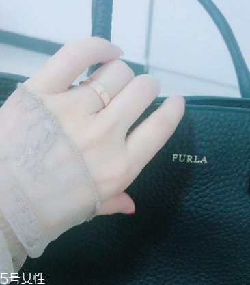 18k金的项链断了,怎么修,18k金戒指断了可以修复吗