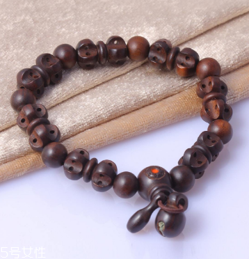 怎么辨别桃木手串真假,怎样辨别真假桃木