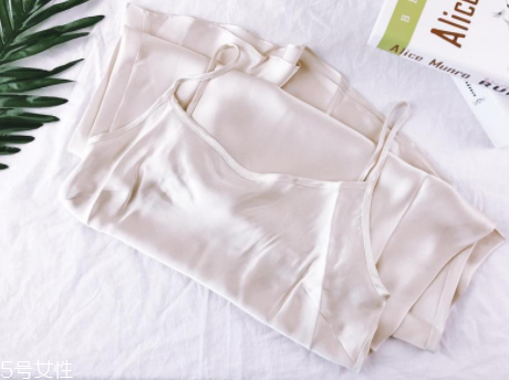 高档长款真丝睡裙图片,加长款真丝睡裙