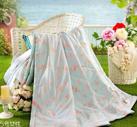 夏凉被怎么水洗,夏凉被能水洗吗