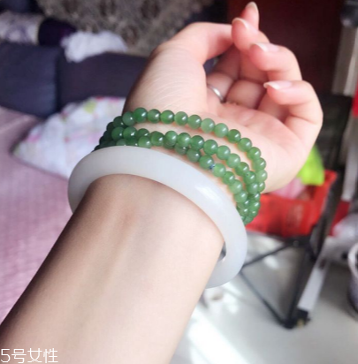 白玉手镯好吗,白玉手镯为什么便宜