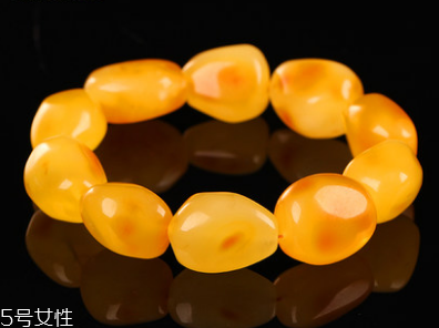 琥珀手串怎么盘玩包浆,琥珀木盘多久可以包浆