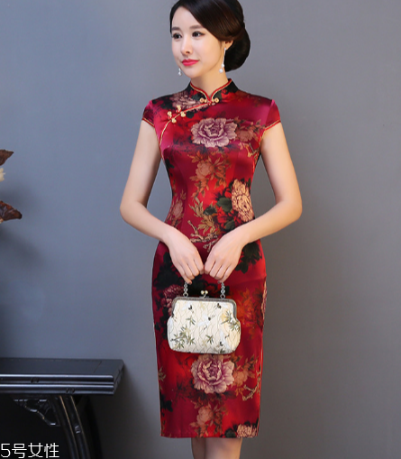 旗袍领圈包边后怎样上领,旗袍的边怎么包