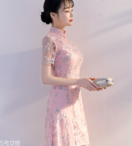 旗袍开叉的原因,旗袍开叉的原因是什么