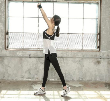 瑜伽服可以泡温泉吗,泡温泉可以起到减肥作用吗