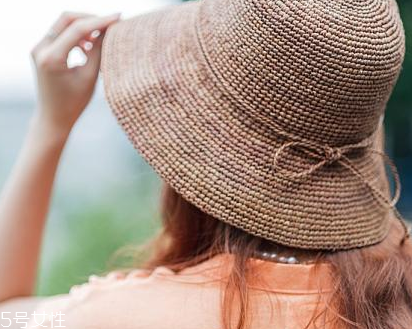 草帽的材质,草帽是什么材料做的