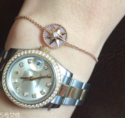 机械表后面的半圆有什么用,机械手表后面的半圆是干嘛用的 机械表后面的半圆有什么用,机械手表后面的半圆是干嘛用的