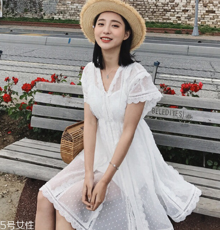 蕾丝用什么洗比较好,蕾丝洗涤方法和保养