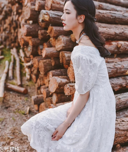 蕾丝是怎么做的,蕾丝用什么做的