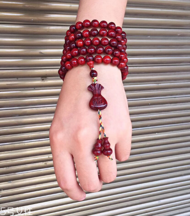 小叶紫檀手串怎么鉴别真假,小叶紫檀手串真假鉴别