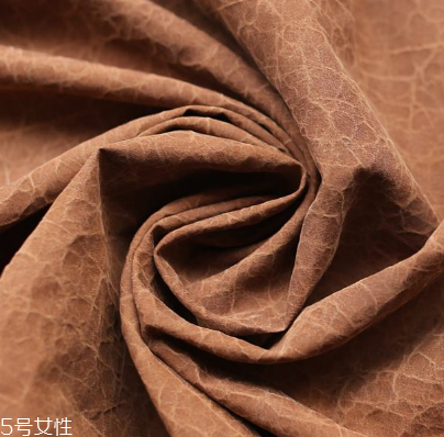 香云纱和真丝的区别,香云纱和真丝的区别是什么面料 香云纱和真丝的区别,香云纱和真丝的区别是什么面料