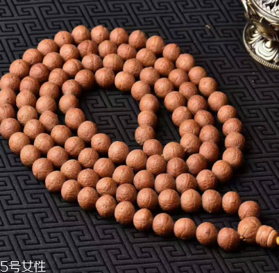 凤眼菩提开裂正常吗,凤眼菩提会裂开吗