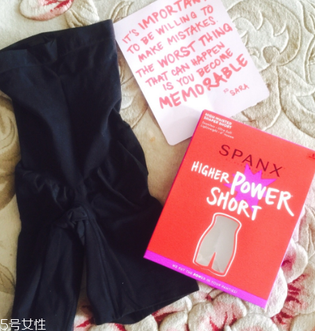 穿塑身衣会瘦吗,穿上塑身衣能变瘦,是真的吗??