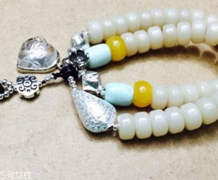 菩提根手串贵吗,天然菩提根手串值钱吗