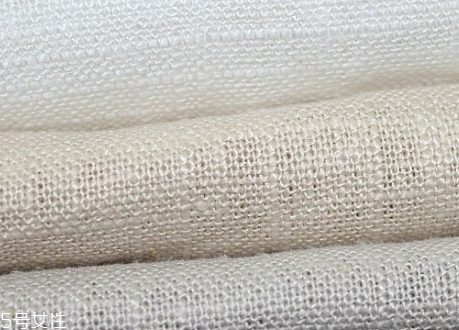 亚麻衣服怎么晾晒,亚麻的衣服为什么不能挂着晾