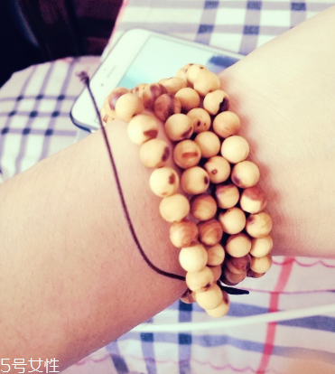 崖柏手串盘玩步骤,崖柏手串盘玩方法 崖柏手串盘玩步骤,崖柏手串盘玩方法