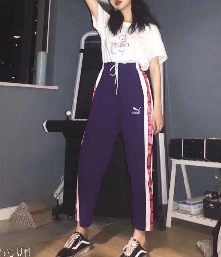 裤子怎么改短不用剪,牛仔裤长了怎样改短好看 裤子怎么改短不用剪,牛仔裤长了怎样改短好看