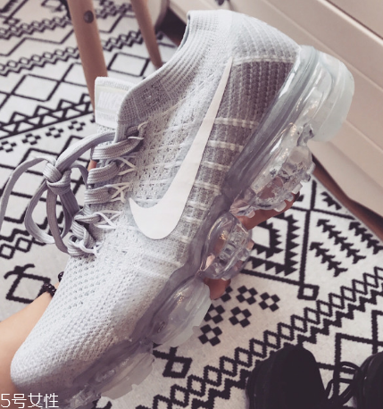 怎么检查气垫鞋哪里漏气,怎么看气垫鞋是否漏气