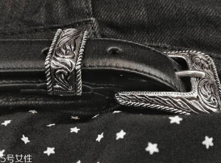 皮带颜色搭配技巧,皮带颜色怎么搭配