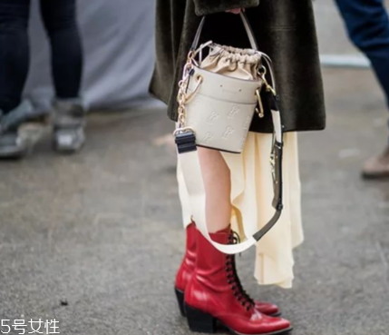 皮革水桶包制作教程,皮革水桶包diy 皮革水桶包制作教程,皮革水桶包diy