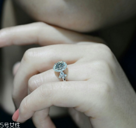 钻戒翻新会有损耗吗,钻戒有必要翻新吗