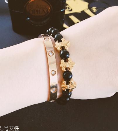 黑曜石手链如何净化,黑曜石怎么清洗 黑曜石手链如何净化,黑曜石怎么清洗