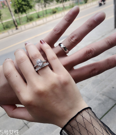1克拉钻戒尺寸,一克拉钻戒是多少毫米