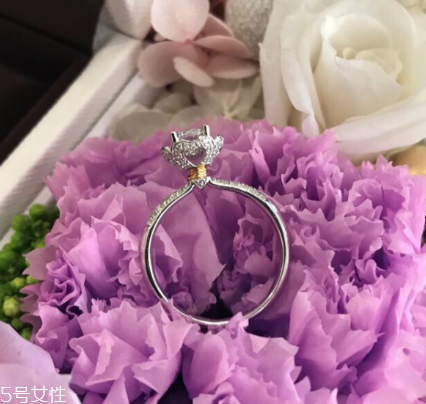 钻戒市场价,目前钻戒价格 钻戒市场价,目前钻戒价格