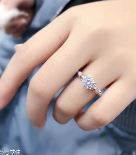 钻戒变黄怎么办,钻戒发黄怎么处理 钻戒变黄怎么办,钻戒发黄怎么处理