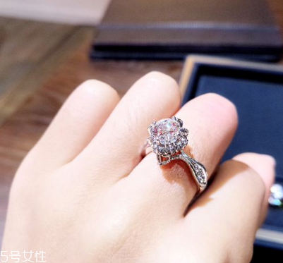 钻戒用火烧过会怎样,钻戒怕火烧吗