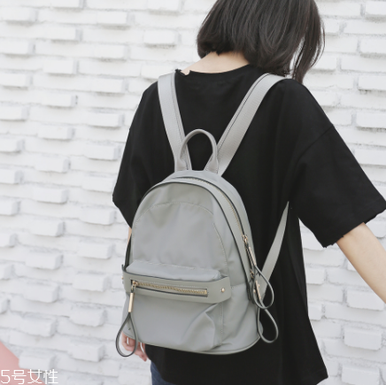 通勤双肩包推荐,女士两用双肩包 通勤双肩包推荐,女士两用双肩包