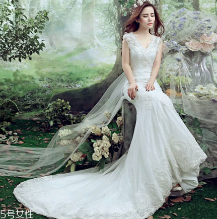 租婚纱需要多少钱,租婚纱价格一般多少钱一套