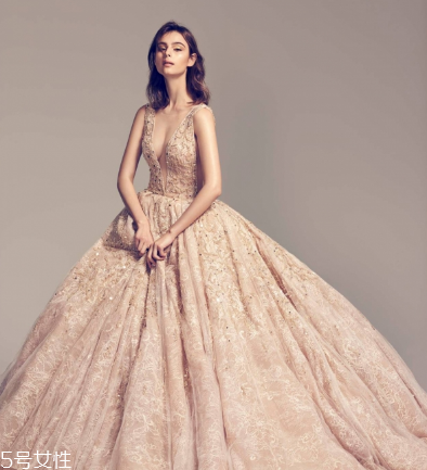 婚纱怎么存放,婚纱怎么存放不褶皱