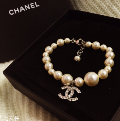 戴珍珠手链应该注意什么,珍珠的佩戴有何讲究