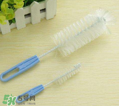 宝宝奶瓶刷多久换一次,奶瓶应该用多久换一次