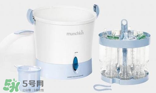 奶瓶用消毒器消毒好还是用锅煮的好,婴儿奶瓶消毒器有必要买吗