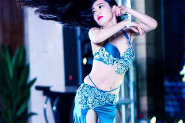 肚皮舞难吗(肚皮舞难吗)