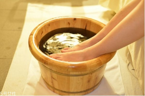 中医怎么治疗脚气是如何形成的,中医怎么治疗脚气