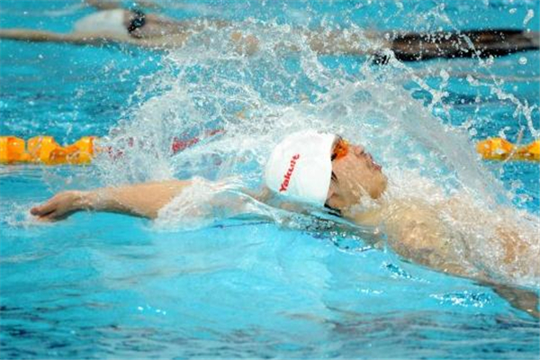 哪些人会水肿(什么样的人容易水肿) 哪些人会水肿(什么样的人容易水肿)