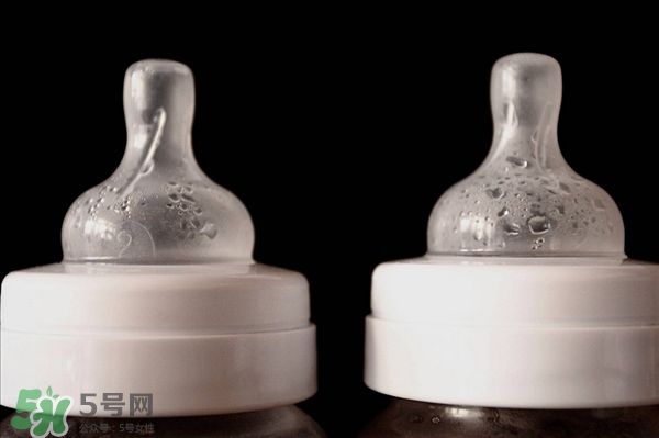 奶瓶的霉菌能洗干净吗,奶瓶可以用奶瓶清洗剂清洗吗 奶瓶的霉菌能洗干净吗,奶瓶可以用奶瓶清洗剂清洗吗