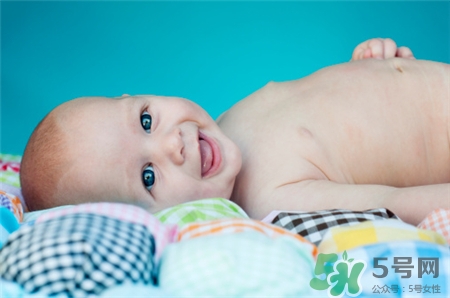 婴儿用什么枕头芯最好,婴儿适合用什么材质的枕芯 婴儿用什么枕头芯最好,婴儿适合用什么材质的枕芯