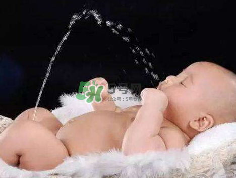 孩子尿床床垫上的味道怎么去除,小孩尿床床垫怎么清洗 孩子尿床床垫上的味道怎么去除,小孩尿床床垫怎么清洗